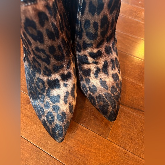 Velvet Leopard Boot - Picture 3 of 10